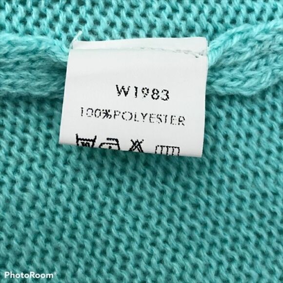 36 Point 5 Sweater with Graphics and Spikes - Picture 5 of 6